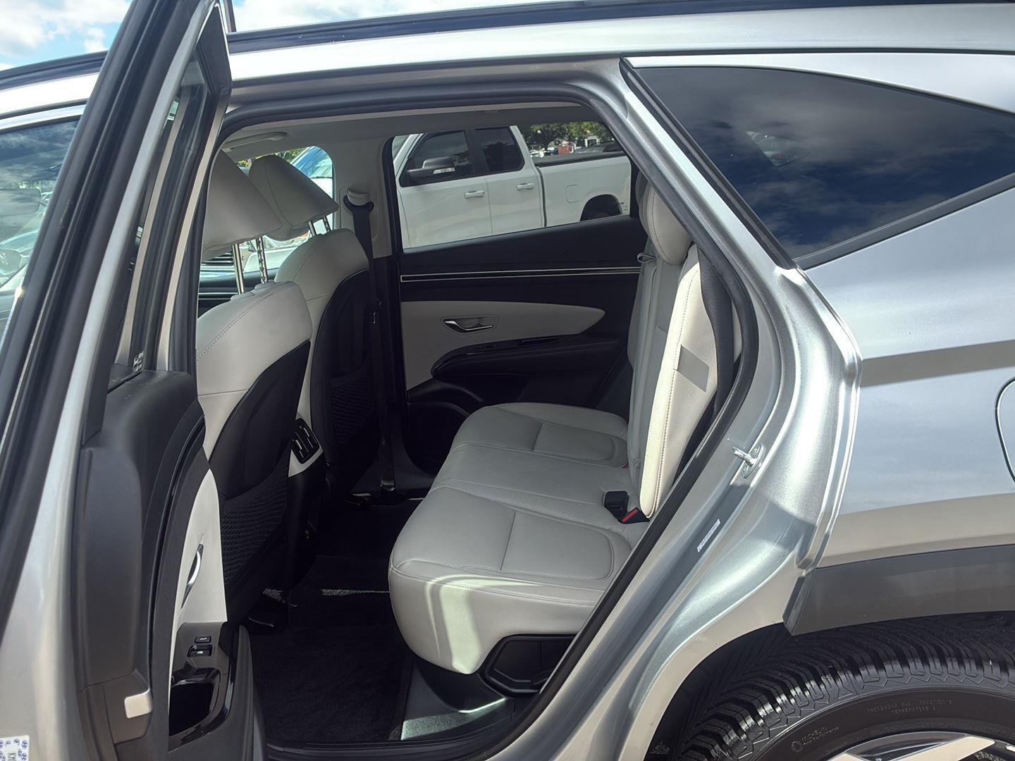 Certified Used 2024 Shimmering Silver Hyundai Limited image 28