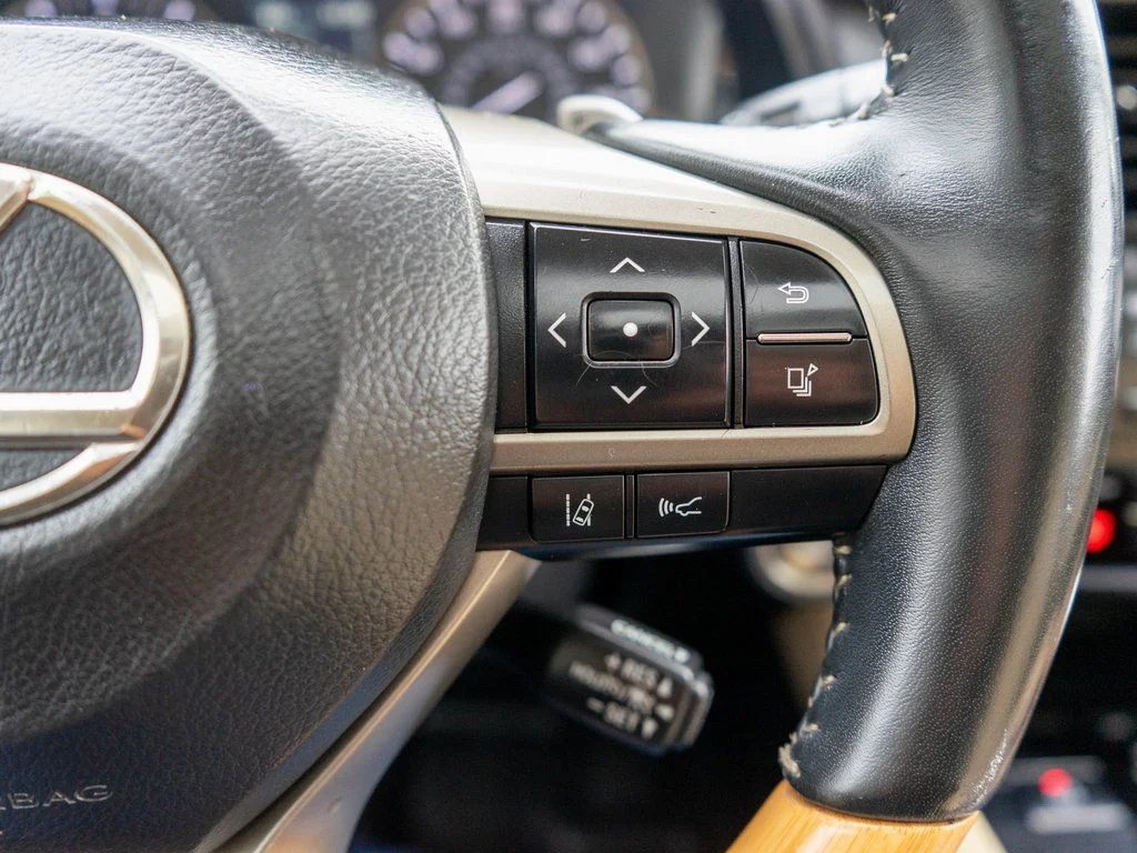 Used 2022 Silver Lexus 350 image 20