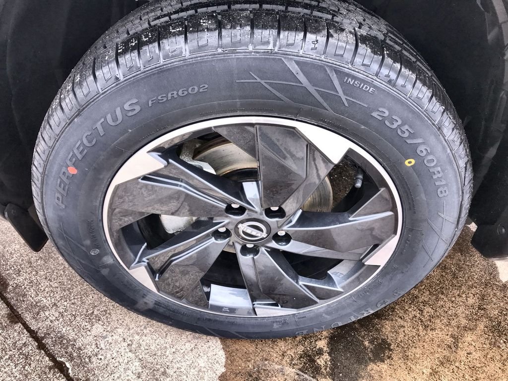 Used 2024 Silver Nissan SV image 10