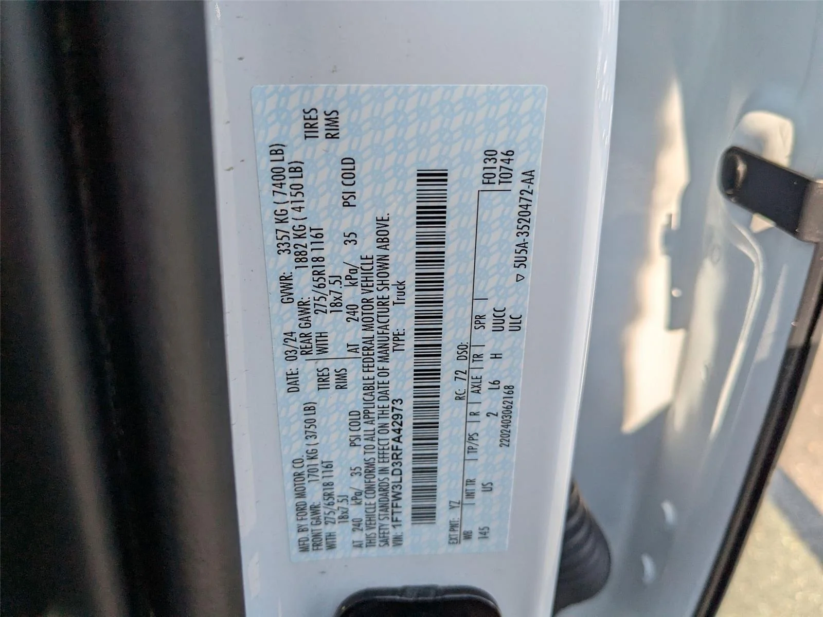 Used 2024 Oxford White Ford XLT image 40