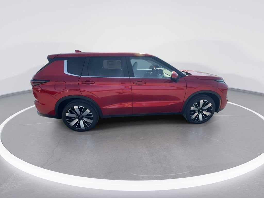 New 2026 Red Mitsubishi SE image 9
