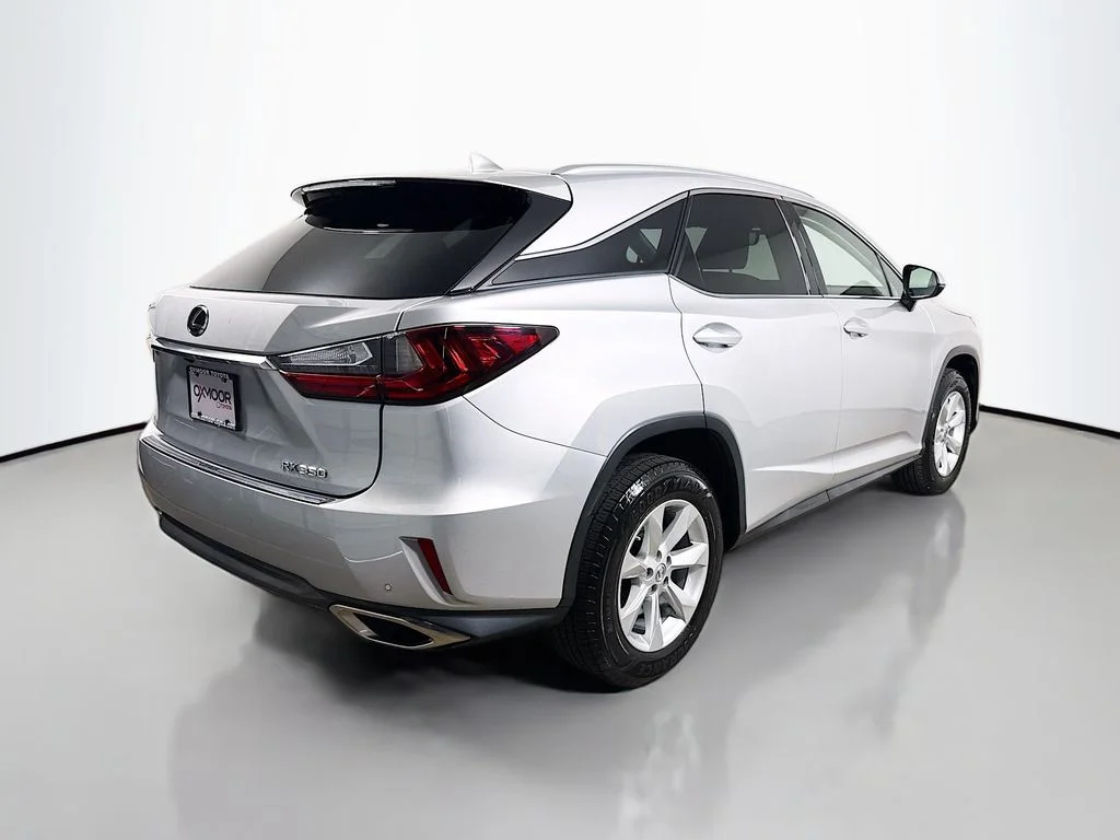 Used 2016 Silver Lining Metallic Lexus Base image 7
