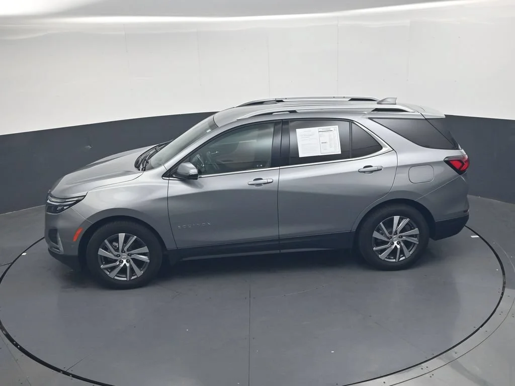 Used 2023 Gray Chevrolet Premier image 26