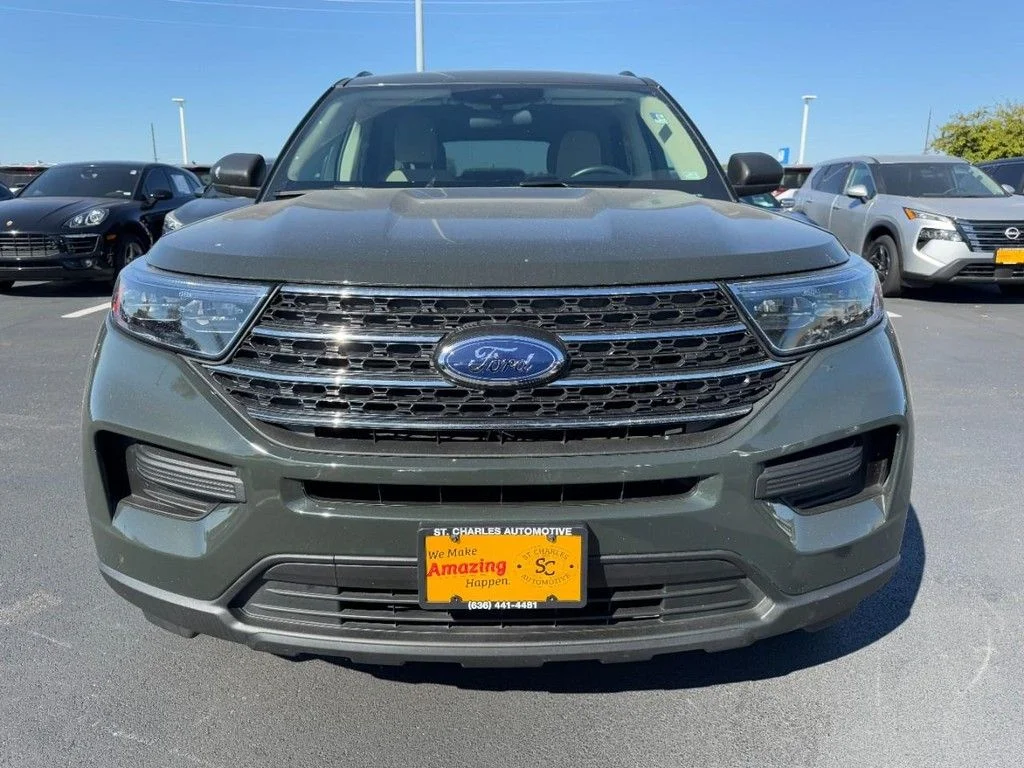 Used 2023 Green Ford XLT image 9