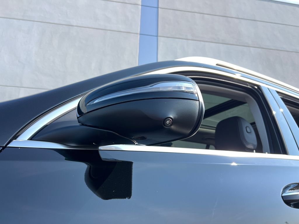 New 2026 Black Mercedes-Benz GLS 450 image 32