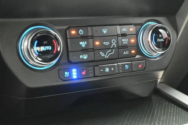 Used 2021 Agate Black Metallic Ford XL image 18