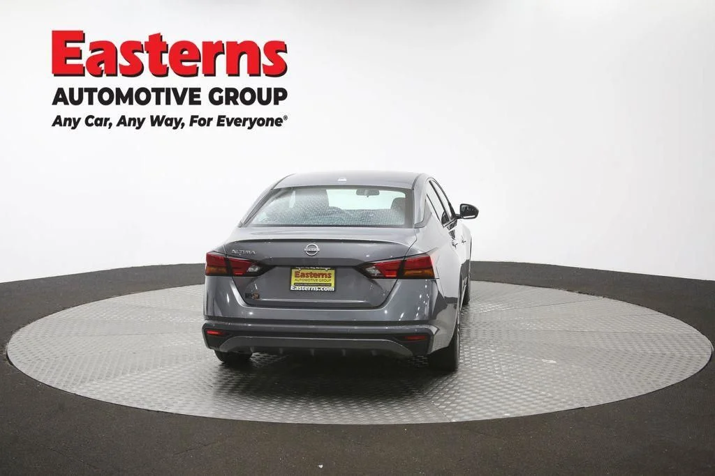 Used 2025 Gray Nissan 2.5 SV image 40