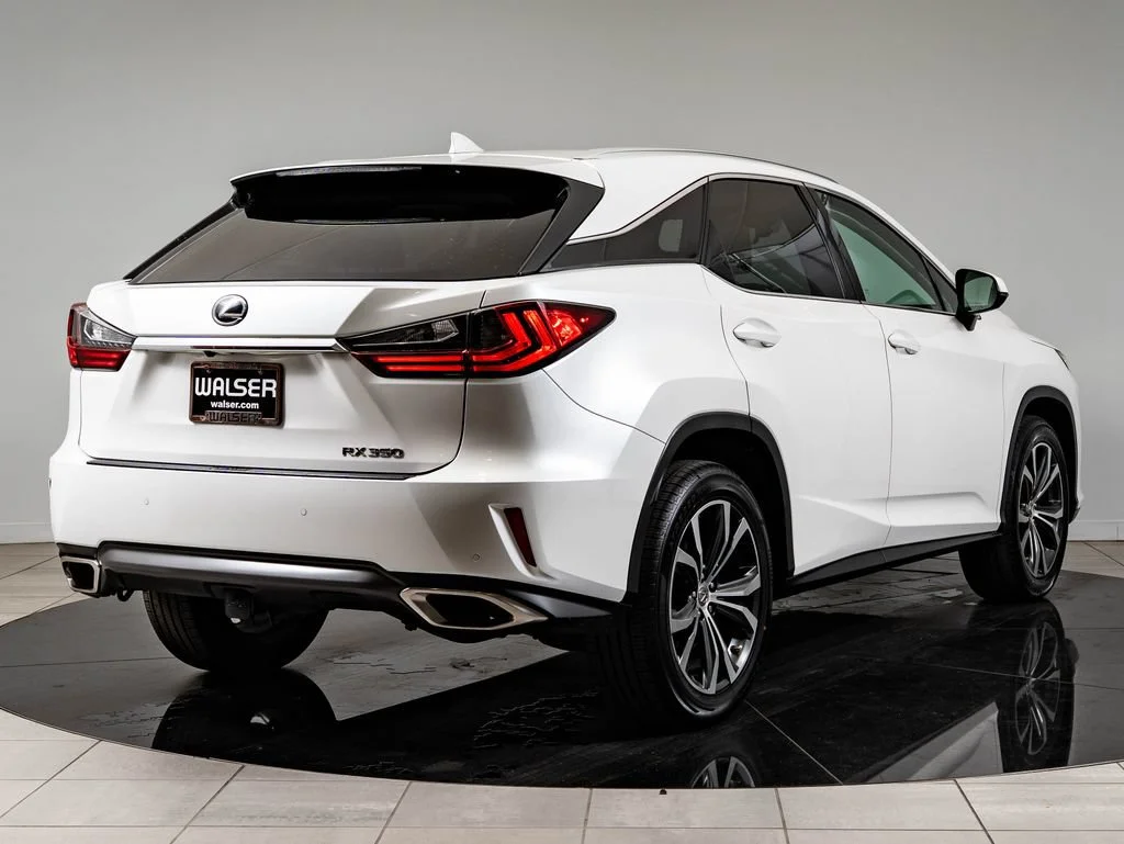 Used 2017 Eminent White Pearl Lexus 350 image 10