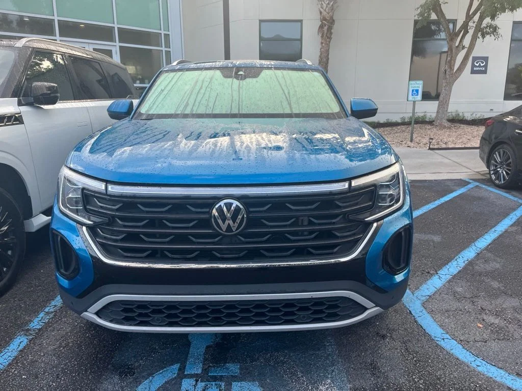 Used 2024 Blue Volkswagen 2.0T SE w/Technology image 3