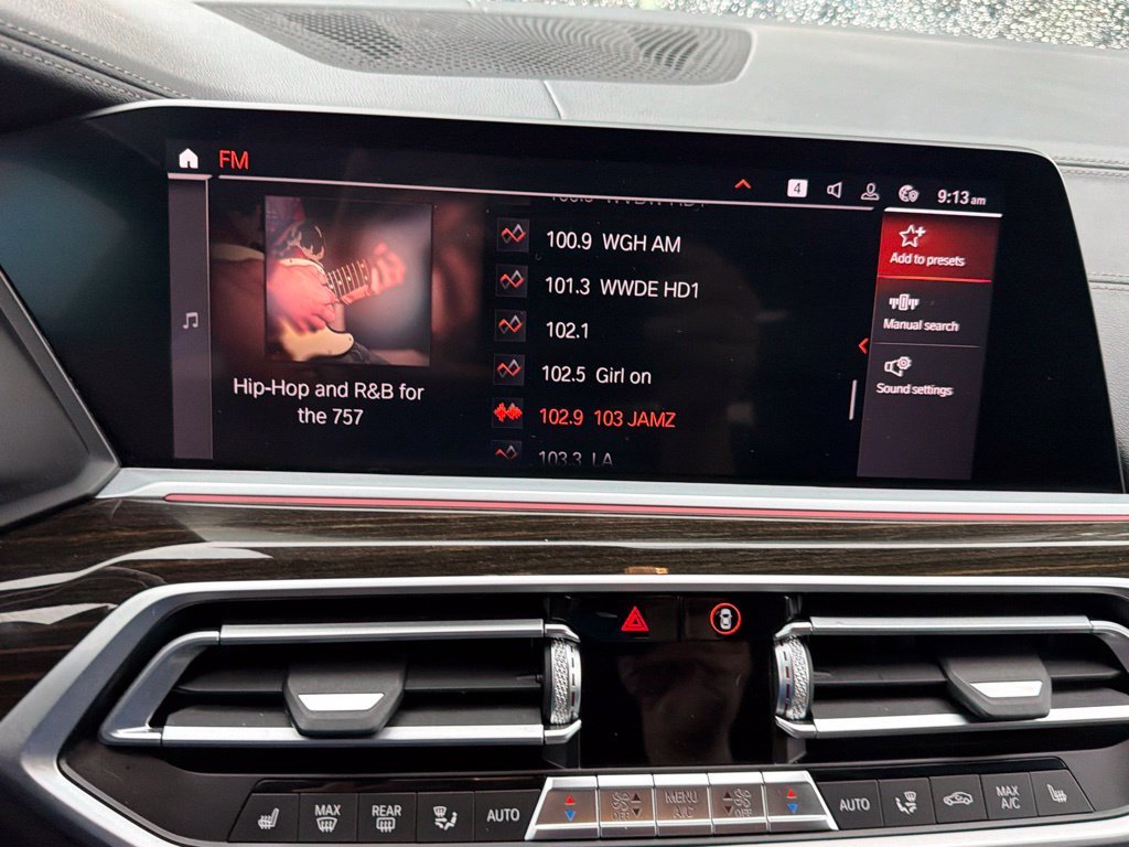 Used 2021 Gray BMW M50i image 25