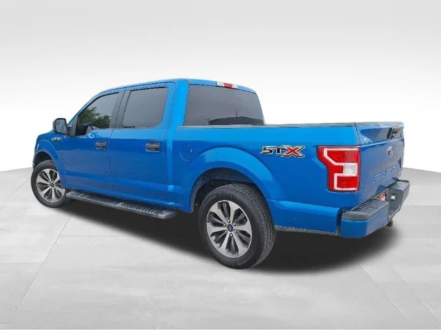 Used 2020 Blue Ford XL image 5