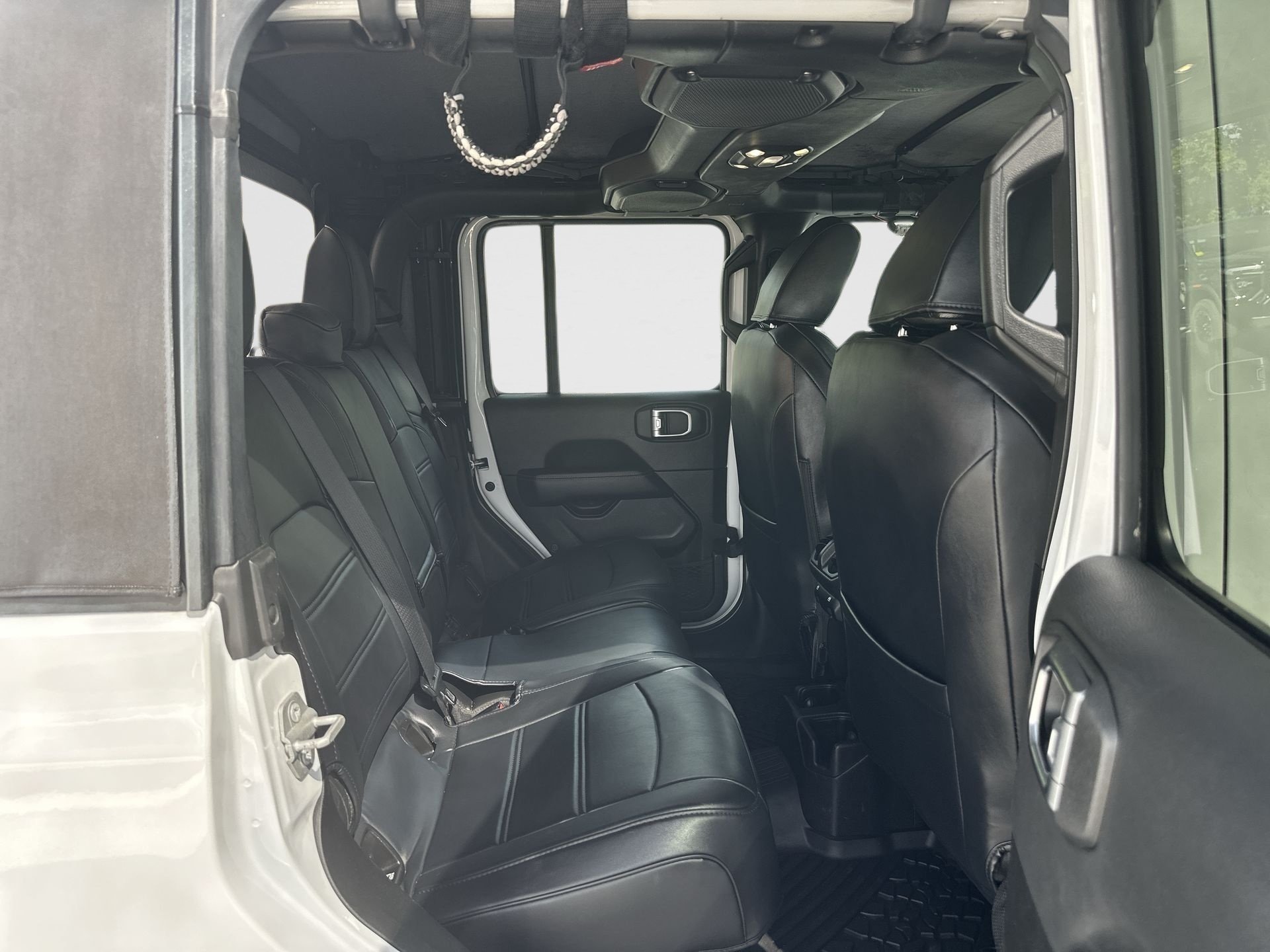 2022 Jeep Gladiator Overland - Photo 26