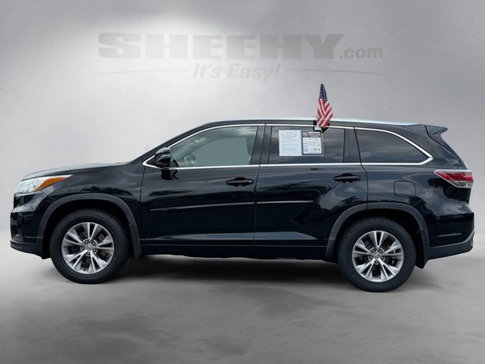 Used 2015 Black Toyota XLE V6 image 17