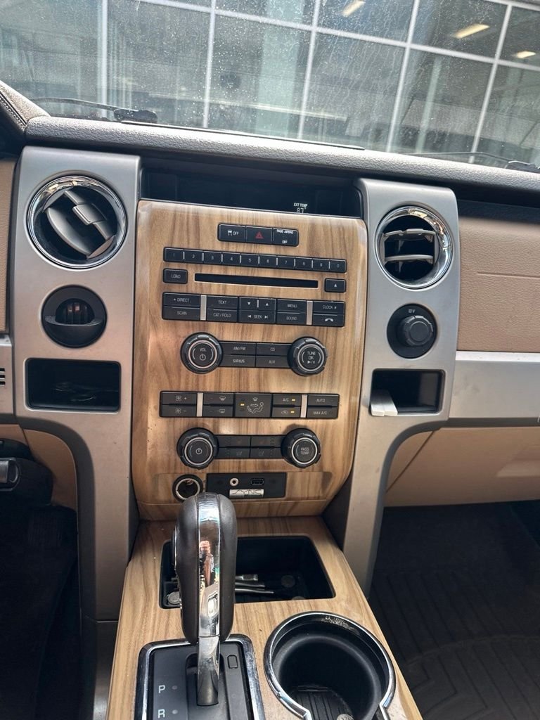 Used 2011 Golden Bronze Metallic Ford Lariat image 11