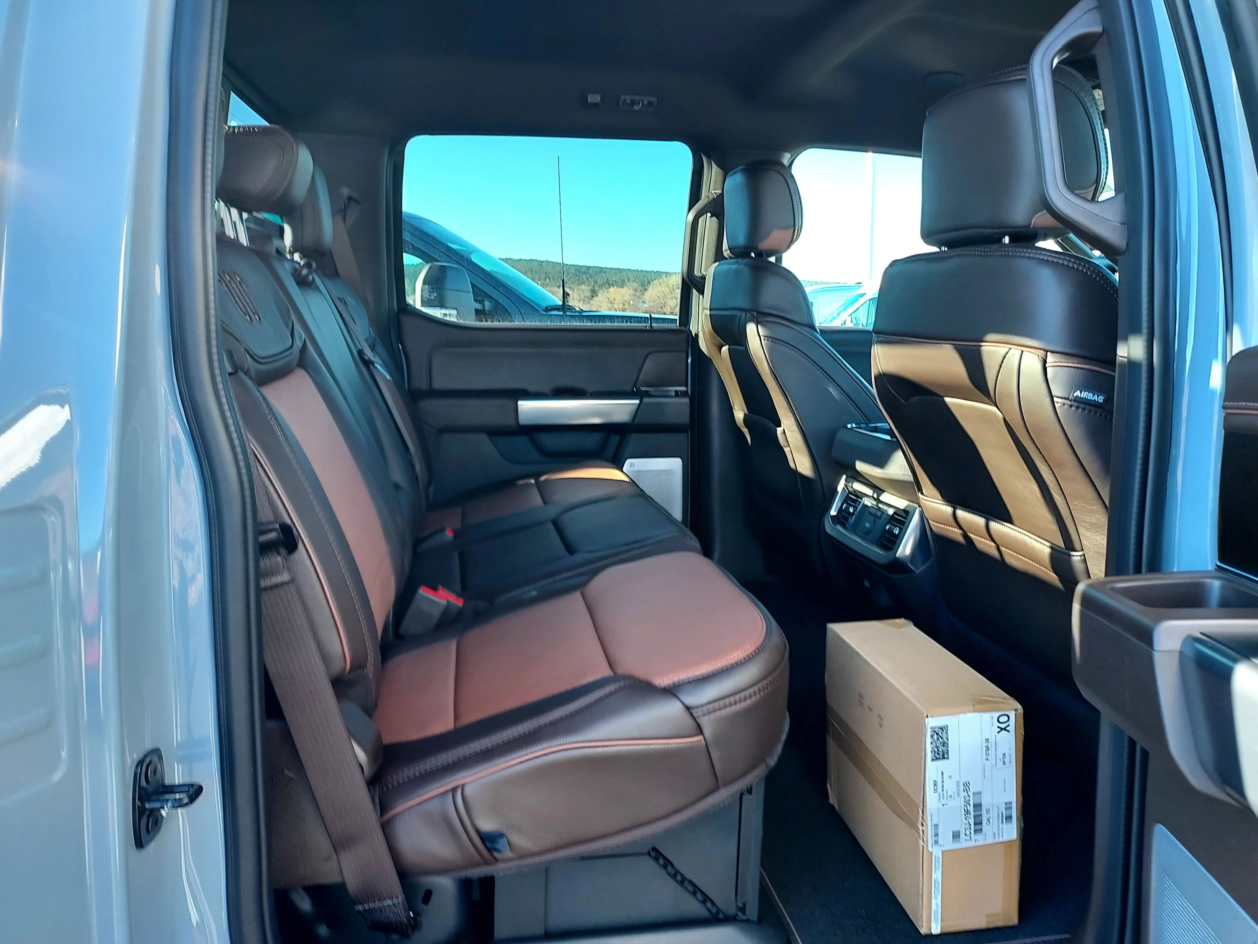 New 2026 Glacier Gray Metallic Tri-Coat Ford King Ranch image 24