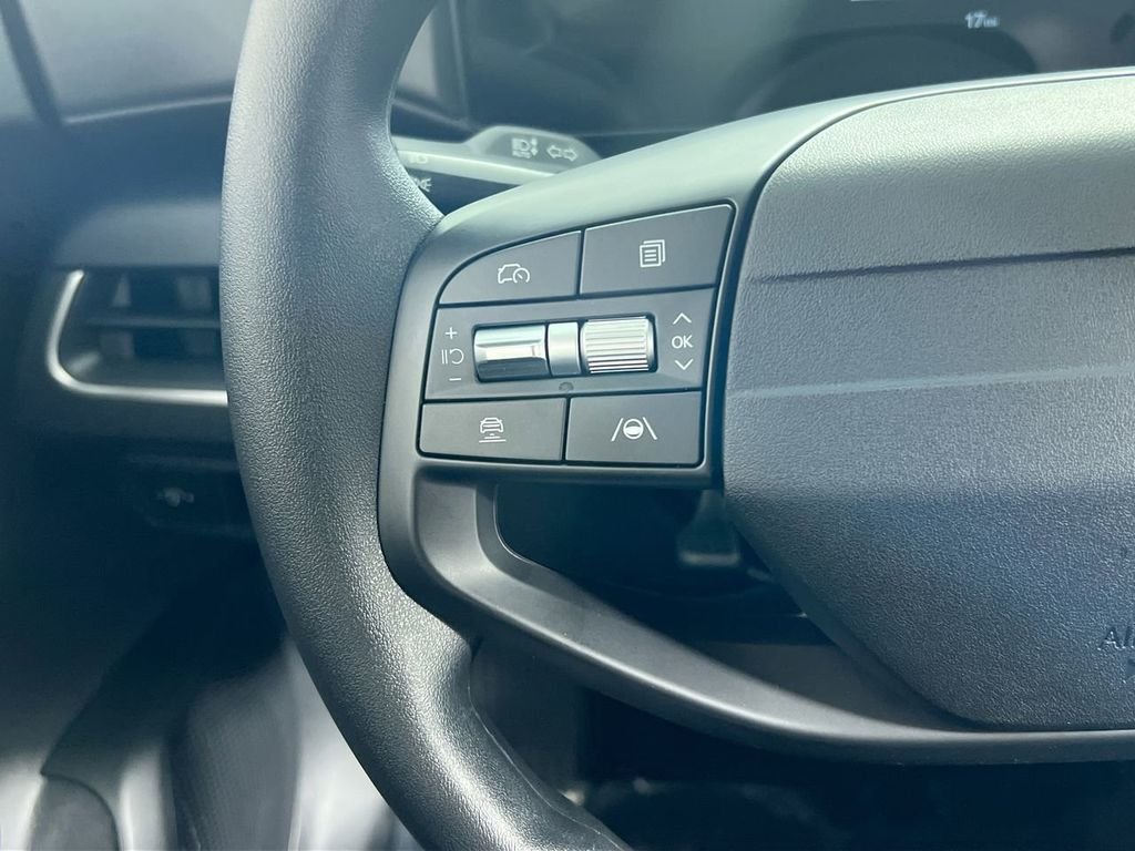 New 2026 Snow White Pearl Kia LX image 17