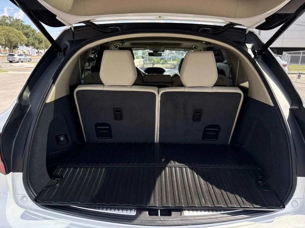 Certified Used 2020 White Acura Technology image 8