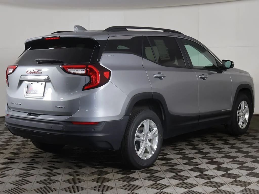 Used 2023 Silver GMC SLE image 8