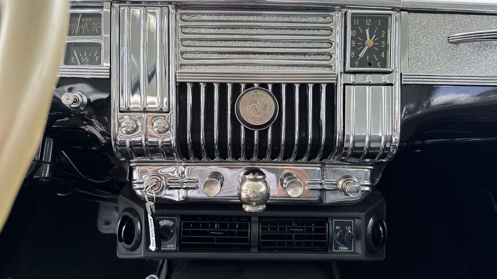 2022 Chrysler Voyager LX - Photo 50