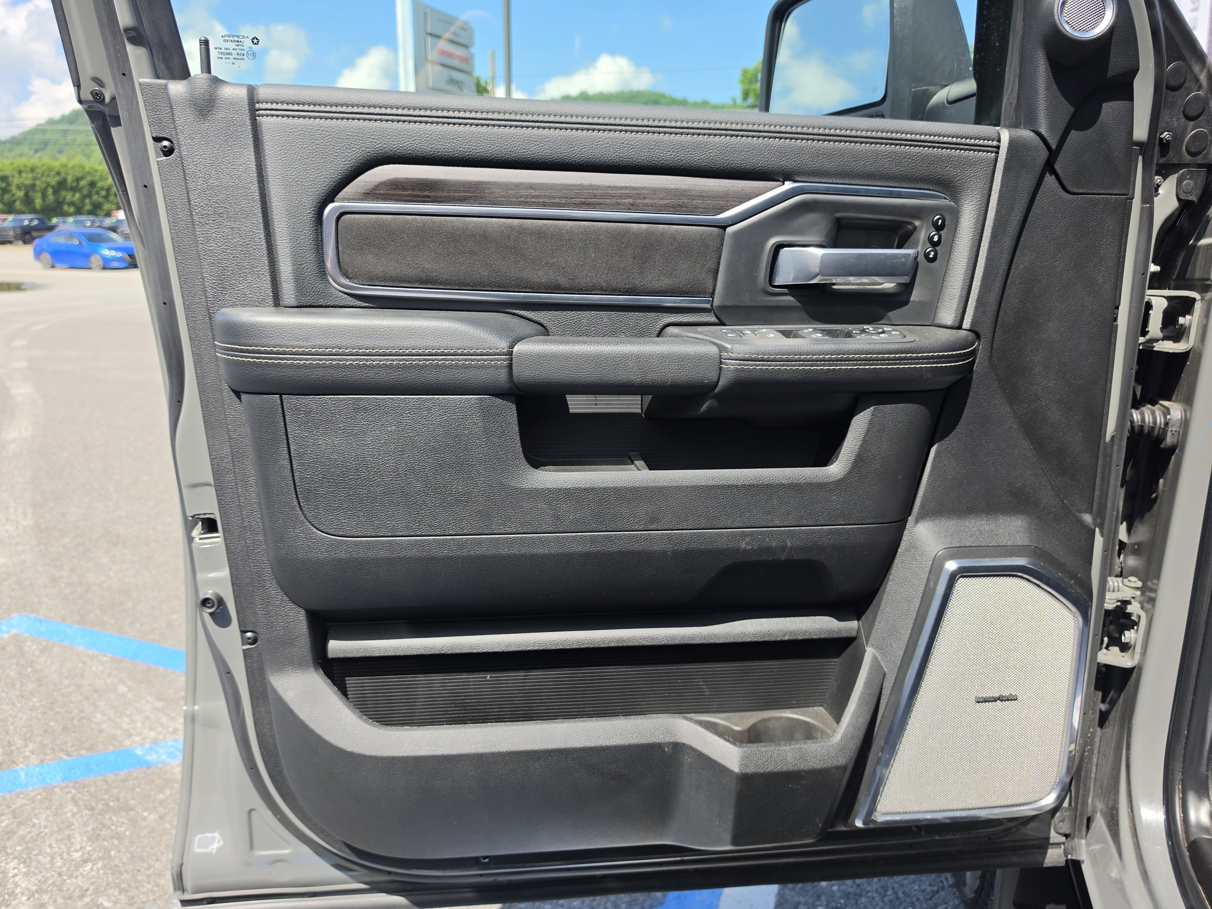 Used 2026 Ceramic Gray Clearcoat Ram Laramie image 17