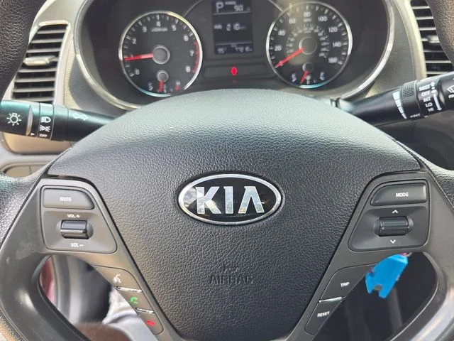 Used 2017 Red Kia LX image 21