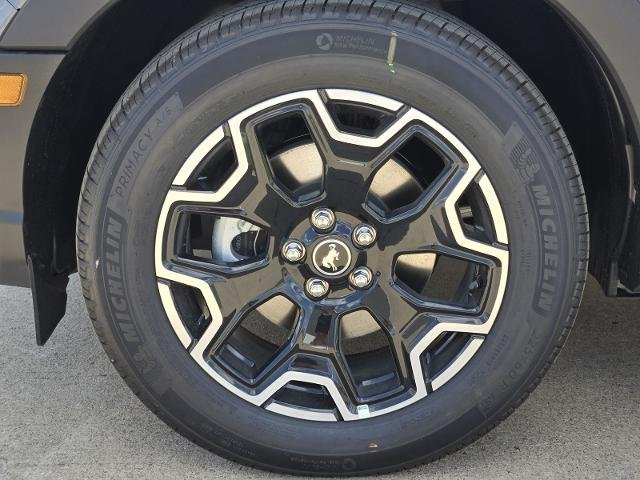New 2026 Carbonized Gray Metallic Ford Outer Banks® image 27