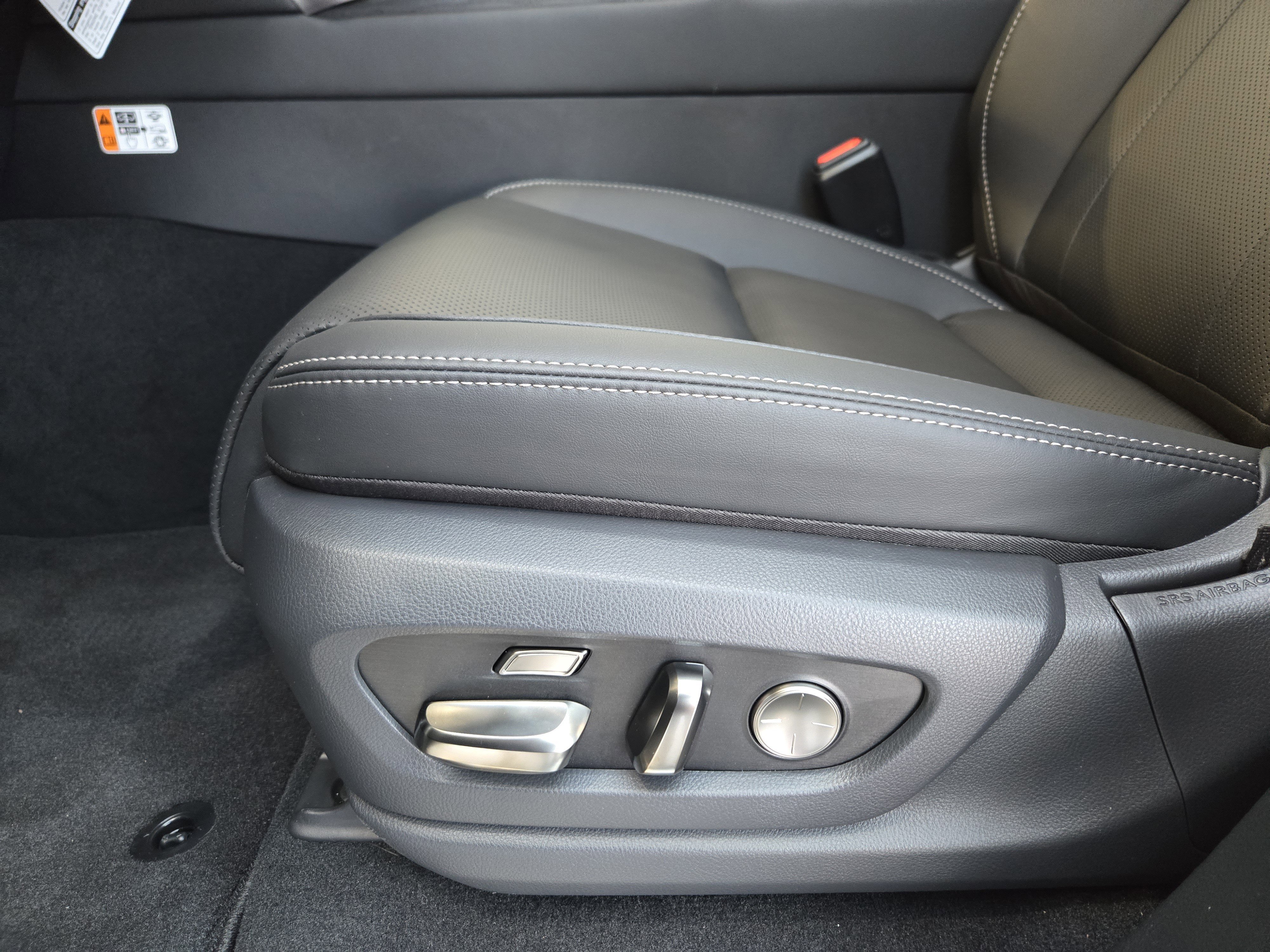 2026 Lexus LX 700h Luxury - Photo 16