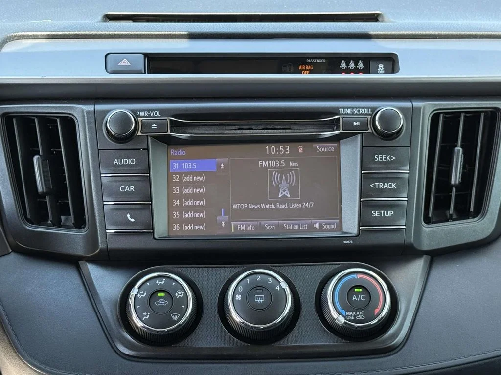 Used 2018 Magnetic Gray Metallic Toyota LE image 19