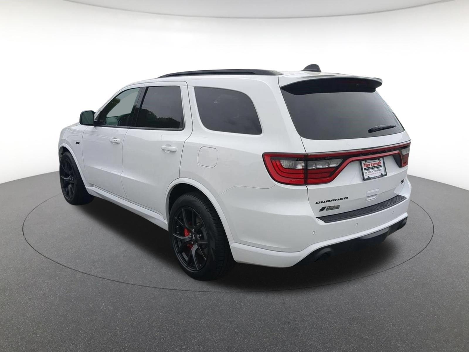 New 2027 White Knuckle Clear-Coat Exterior Paint Dodge R/T 392 Premium image 6