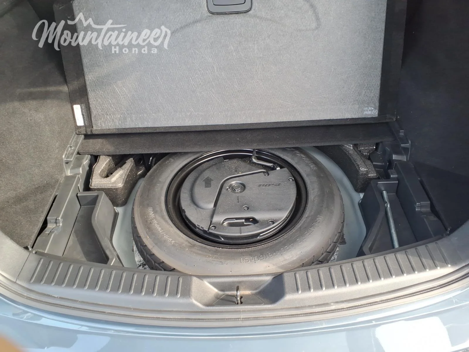 Used 2024 Polymetal Gray Metallic Mazda 2.5 S Carbon Edition image 23