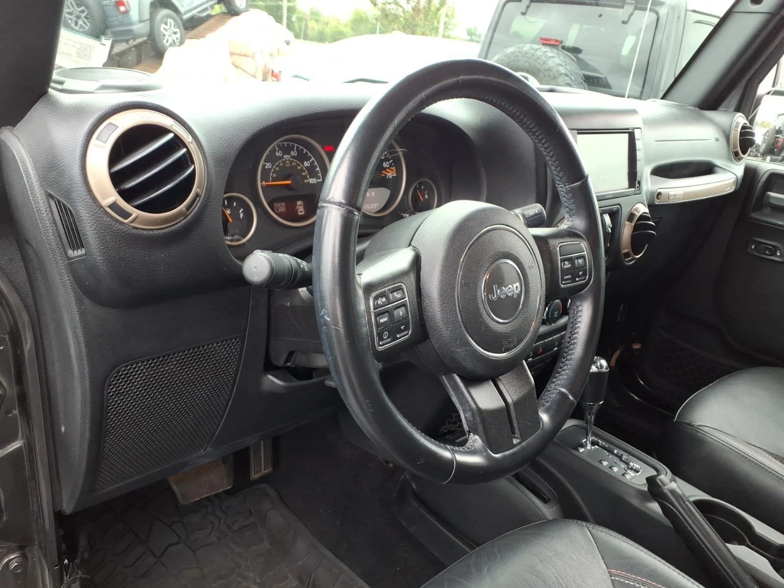 Photo 8