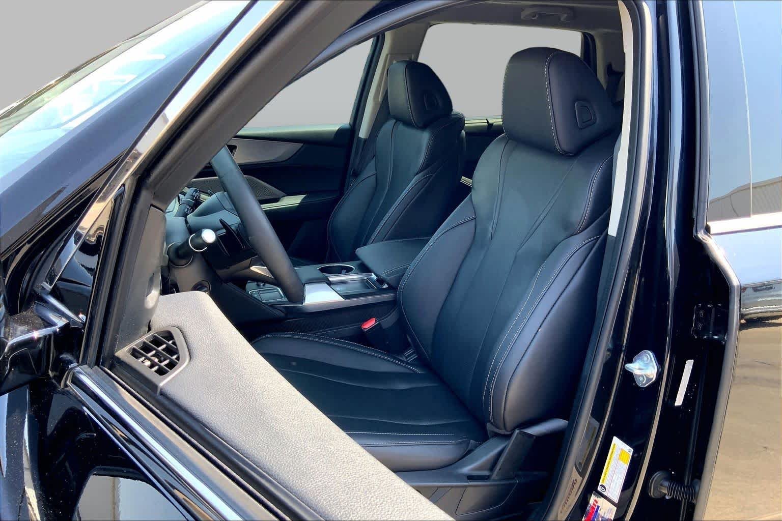 Certified Used 2024 Majestic Black Pearl Acura TECH image 8