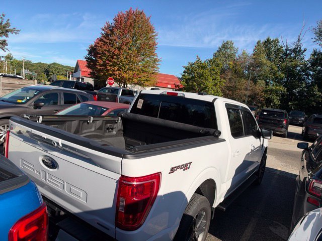 Used 2023 Oxford White Ford XLT image 4