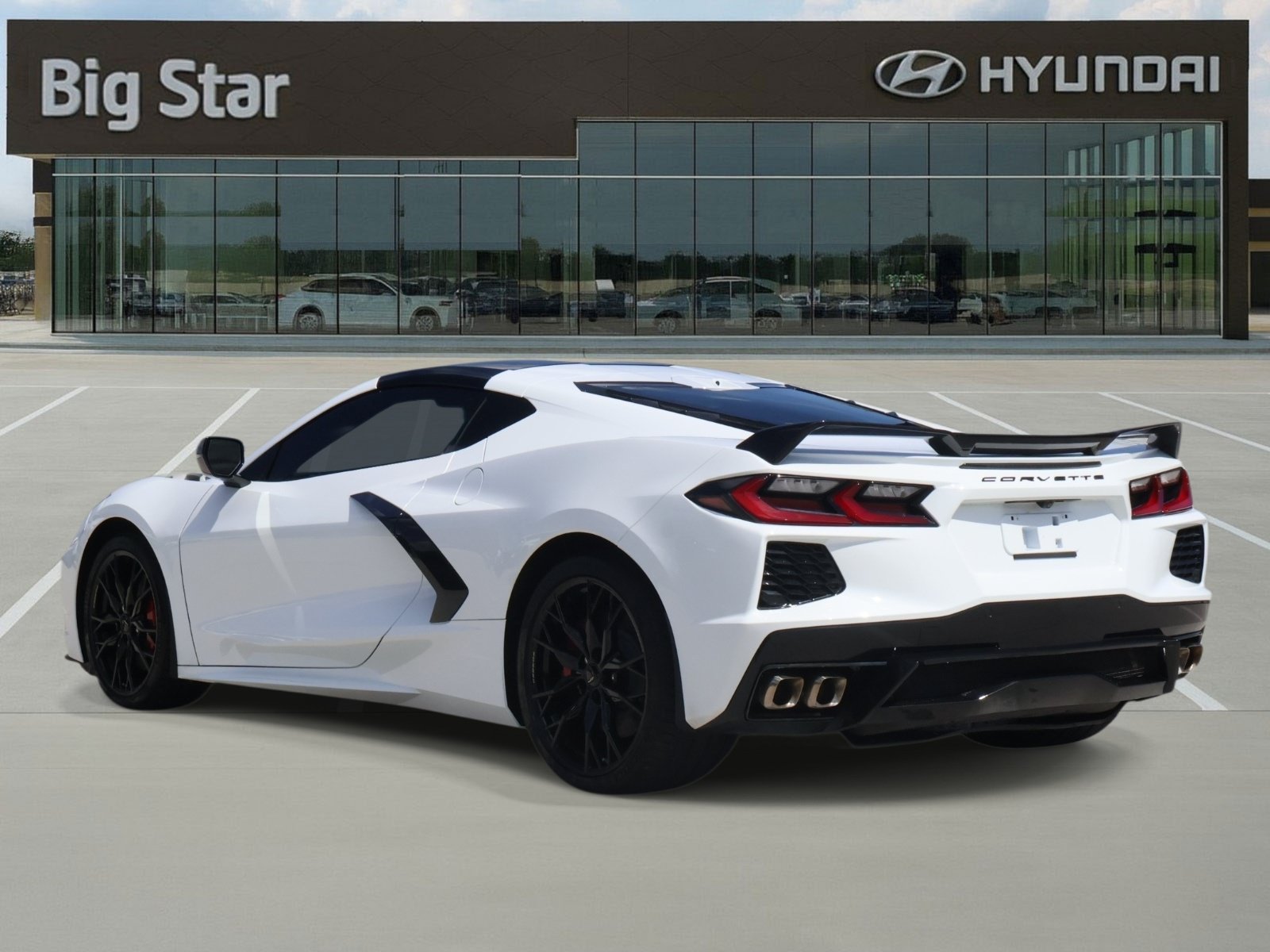 Used 2024 Arctic White Chevrolet Stingray image 3