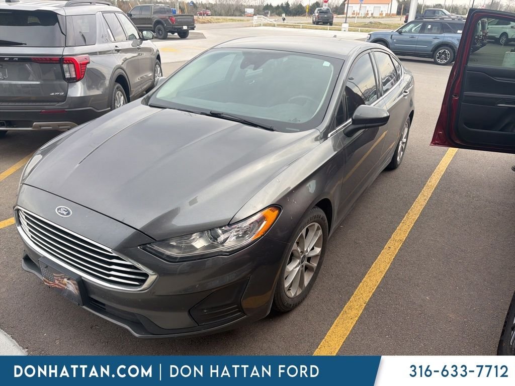 2020 Ford Fusion SE