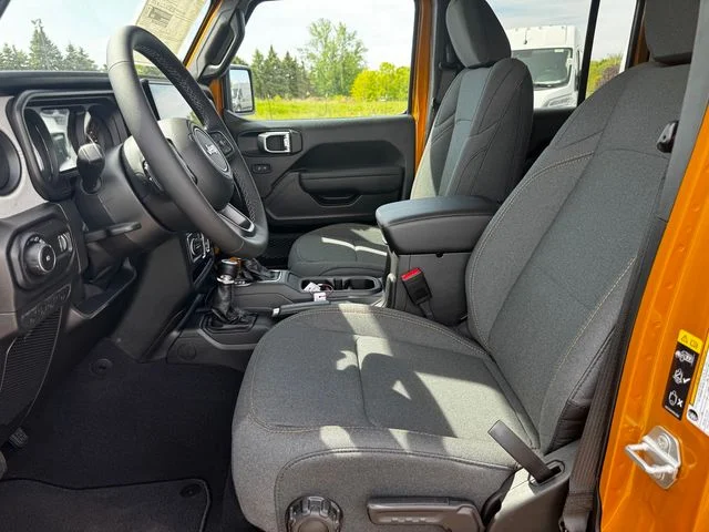 New 2026 Goldilocks Exterior Paint Jeep Sport S image 21