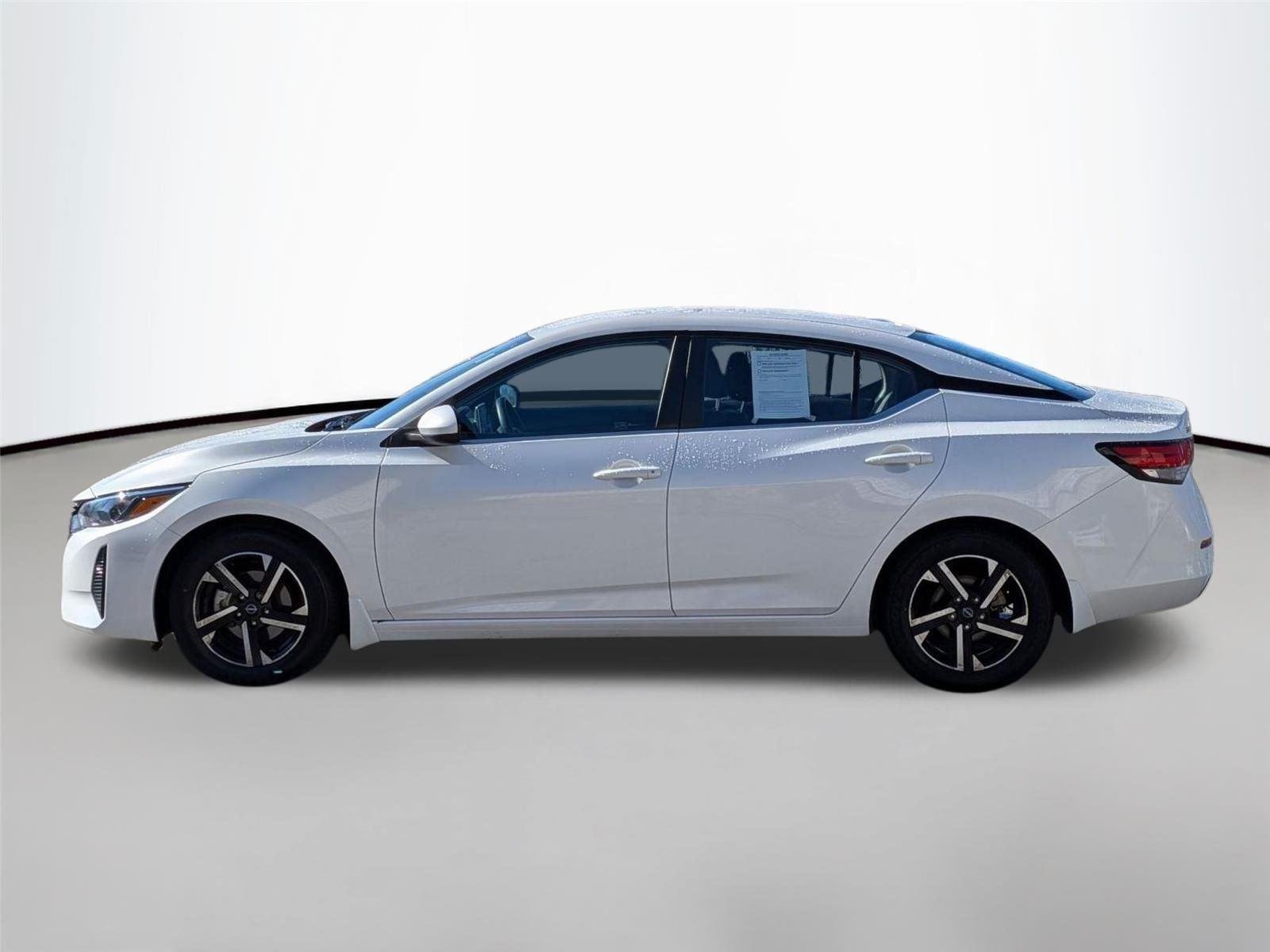 Used 2024 Aspen White Tricoat Nissan SV image 8