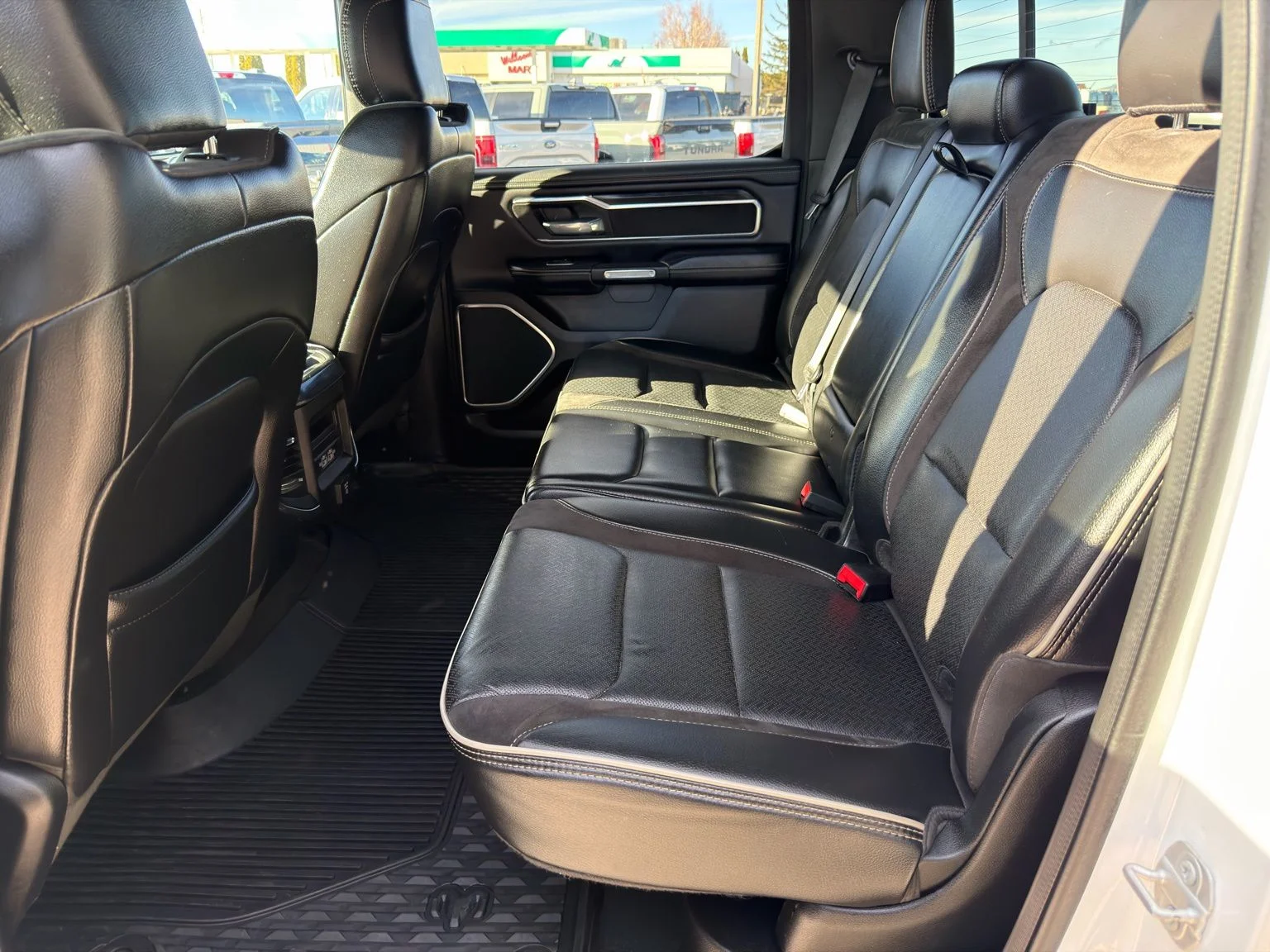Used 2023 White Ram Laramie image 33