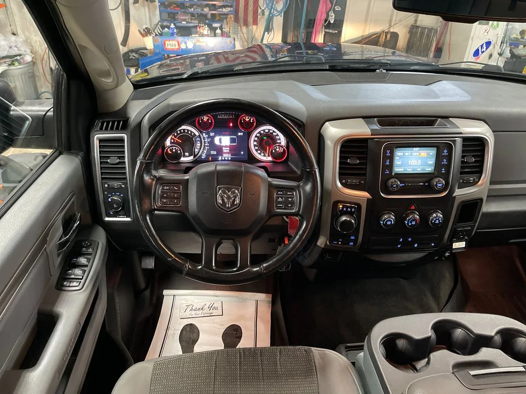 Used 2017 Blue Ram SLT image 17