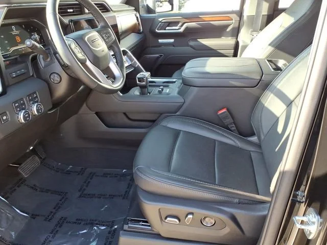 Used 2025 Onyx Black GMC Denali image 12