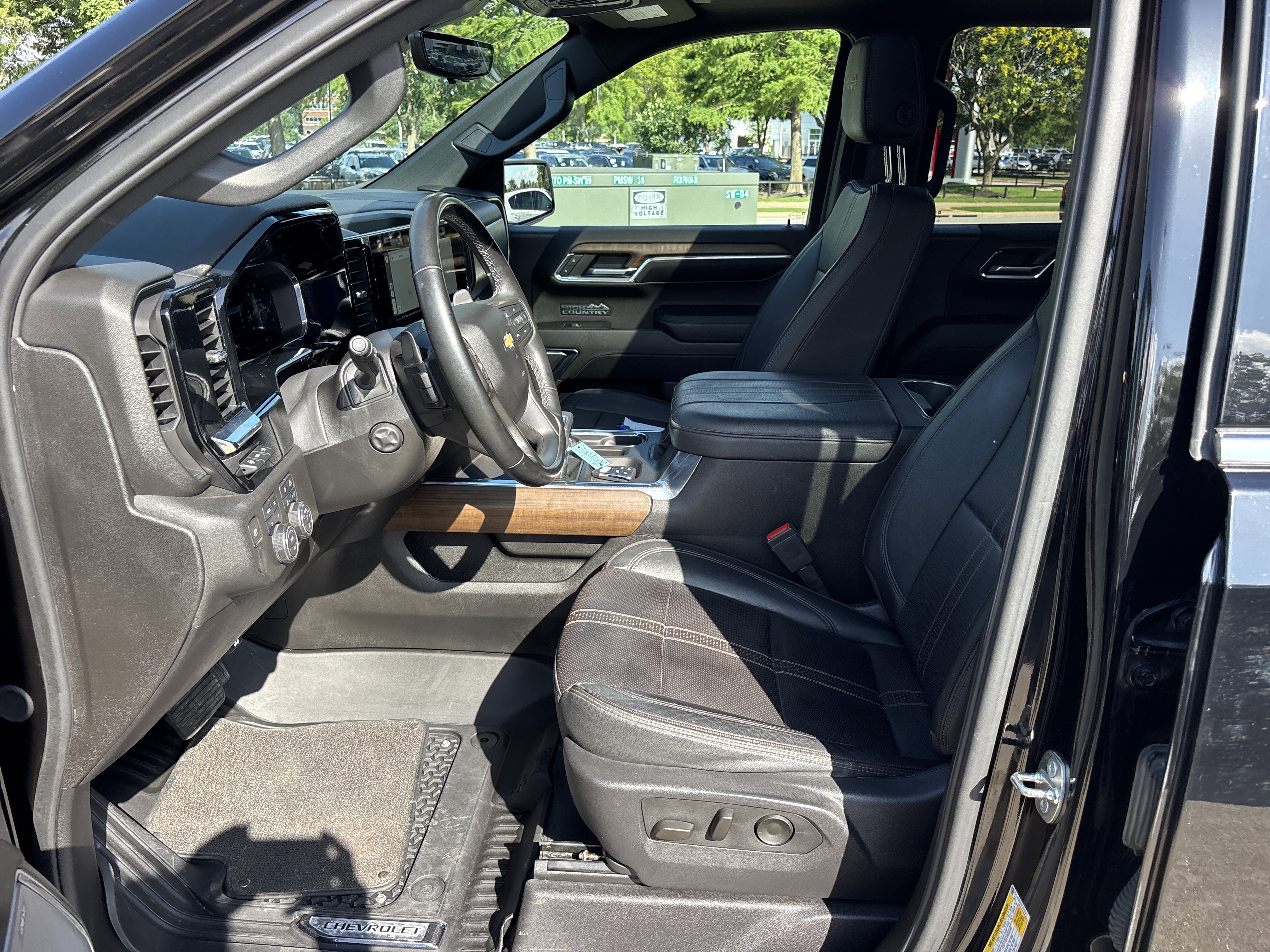 2024 Chevrolet Silverado 1500 High Country - Photo 17