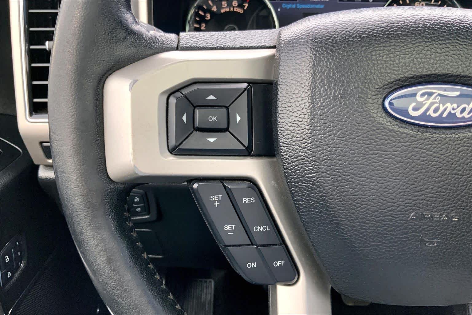 Used 2017 Oxford White Ford Lariat image 23
