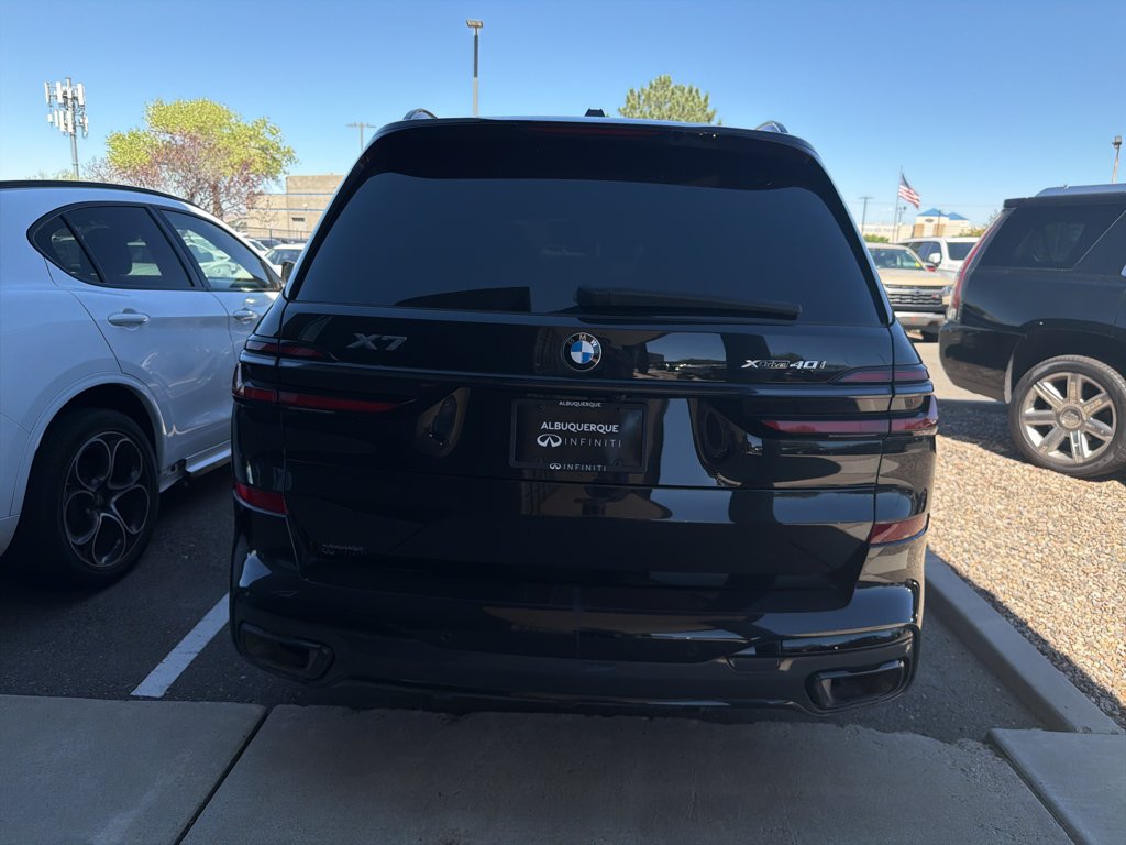 Used 2024 Black Sapphire Metallic BMW xDrive40i image 6