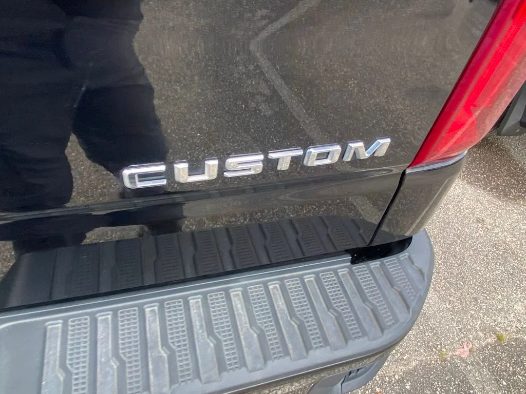 Used 2019 Black Chevrolet Custom Trail Boss image 14