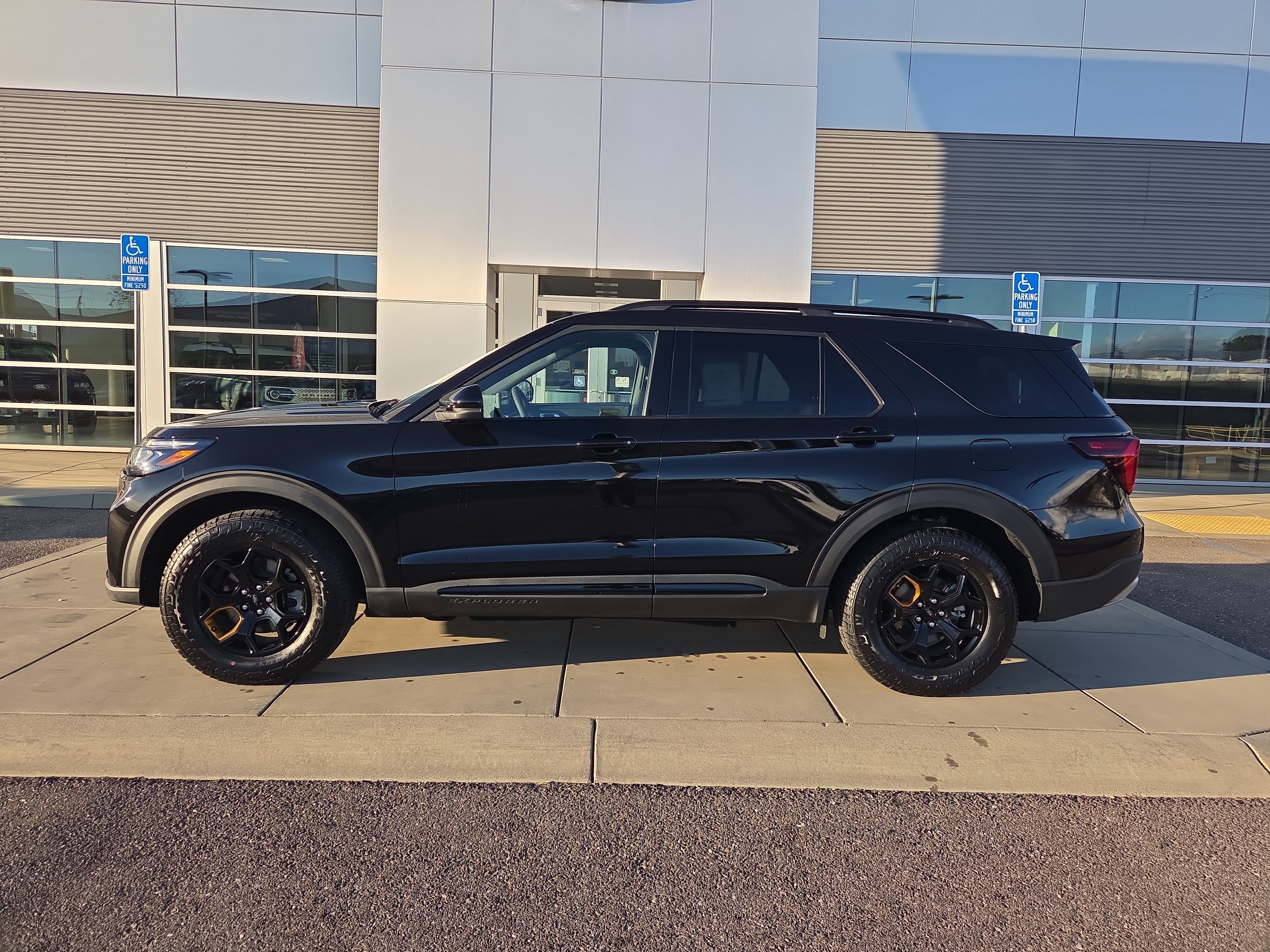 New 2026 Agate Black Metallic Ford Tremor® image 2