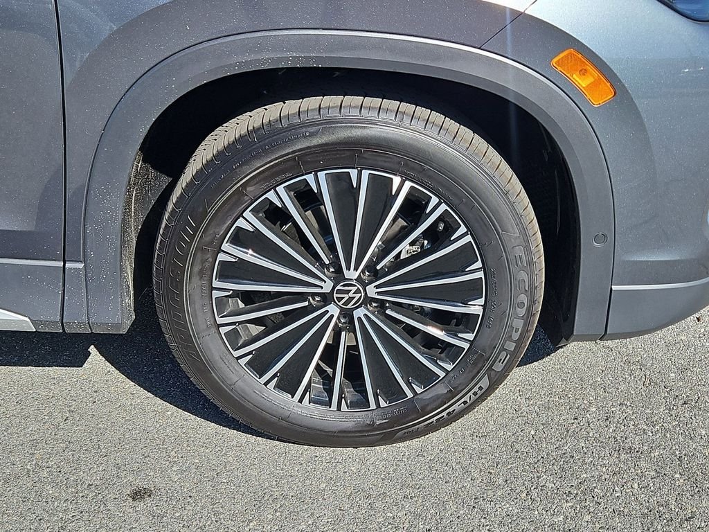New 2026 Gray Volkswagen 2.0T S image 22