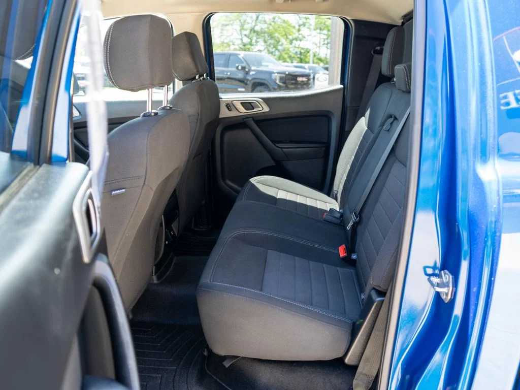 Used 2019 Blue Ford XLT image 12
