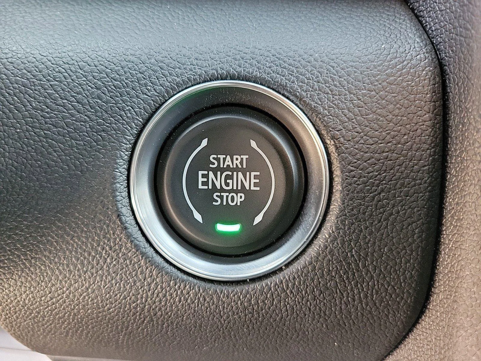 2026 GMC Acadia Denali - Photo 30