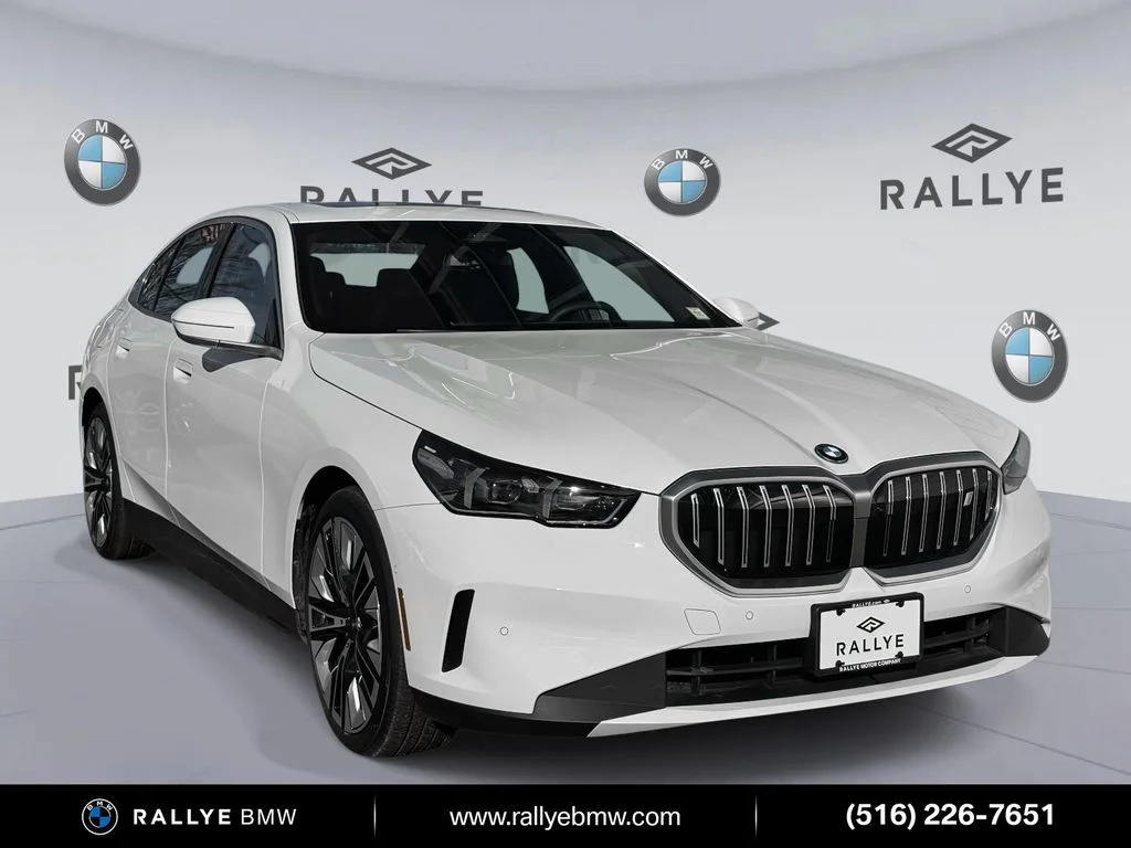 2025 BMW i5 xDrive40 Sedan's photo