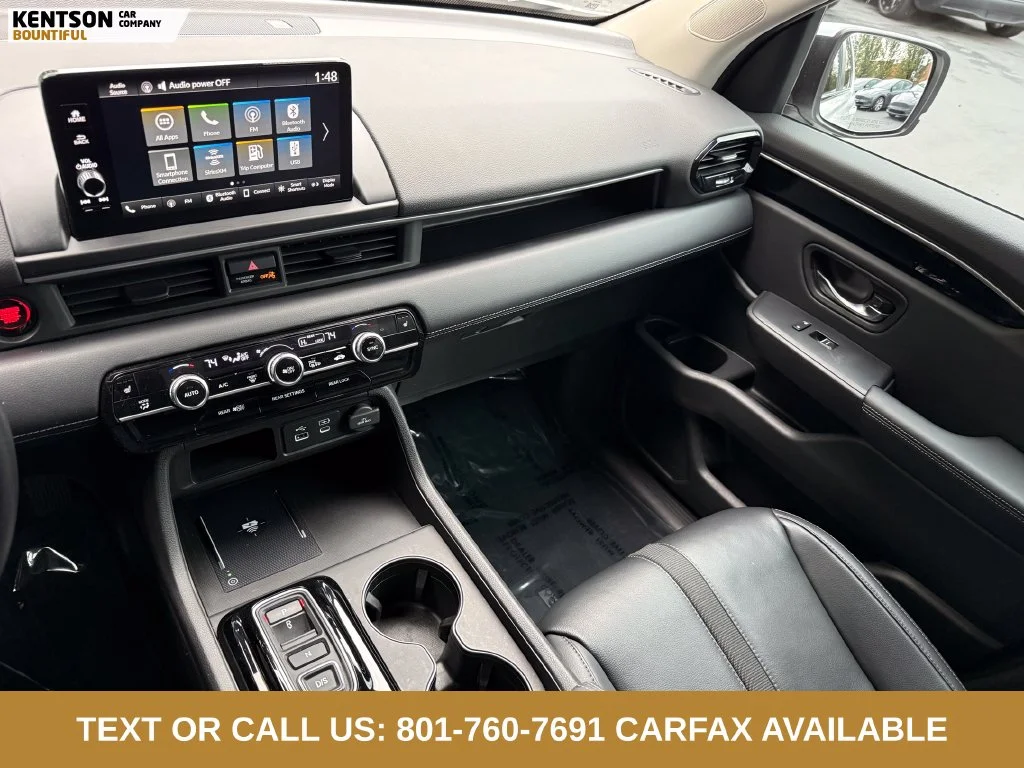 Used 2023 White Honda EX-L image 25